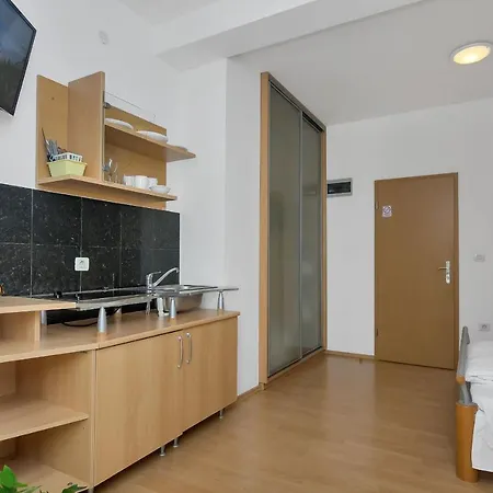 Rita Проманья